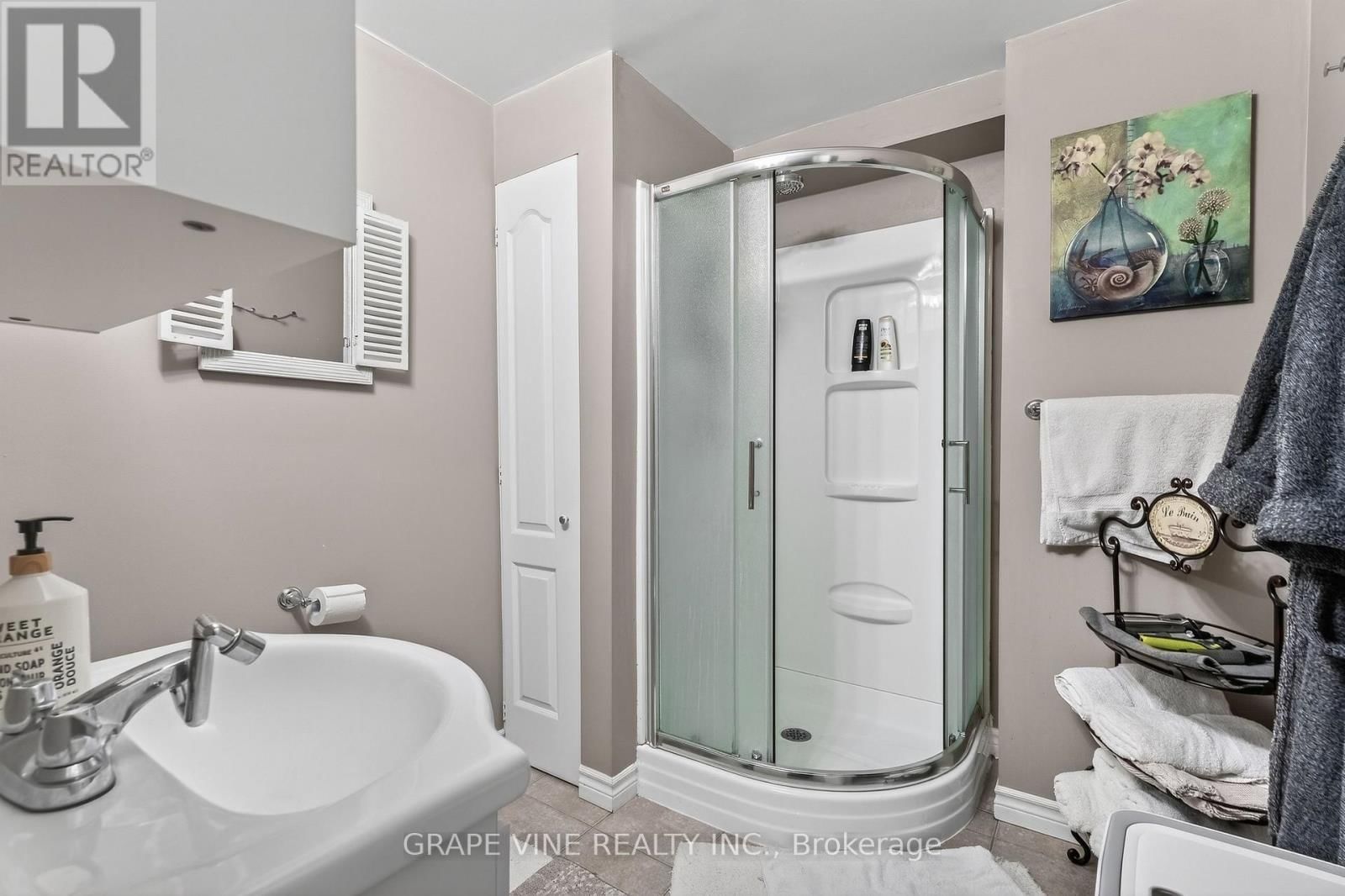 103 ROWALLEN PLACE Image 46