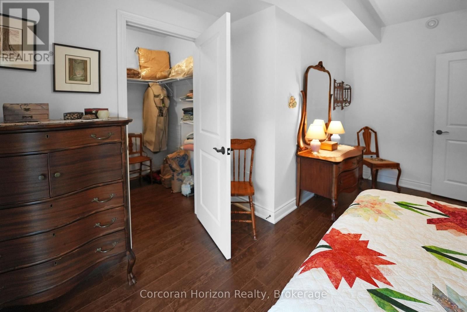 103 - 4 LAKE AVENUE Image 20