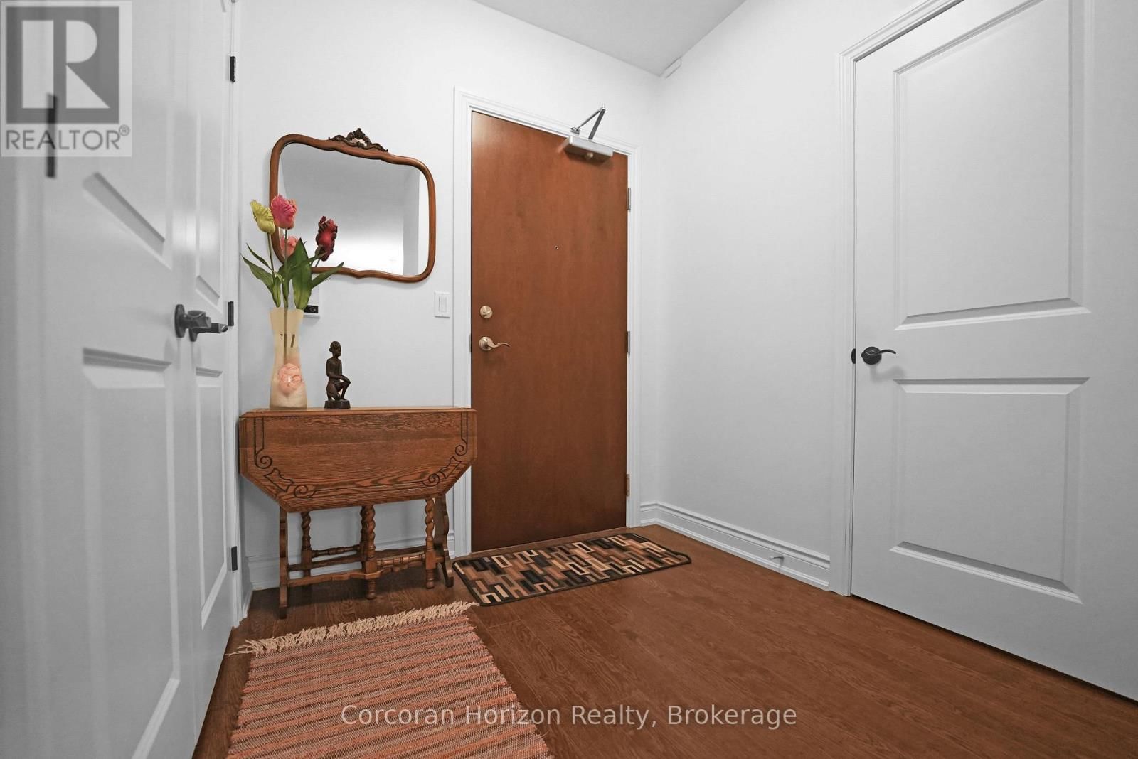 103 - 4 LAKE AVENUE Image 8