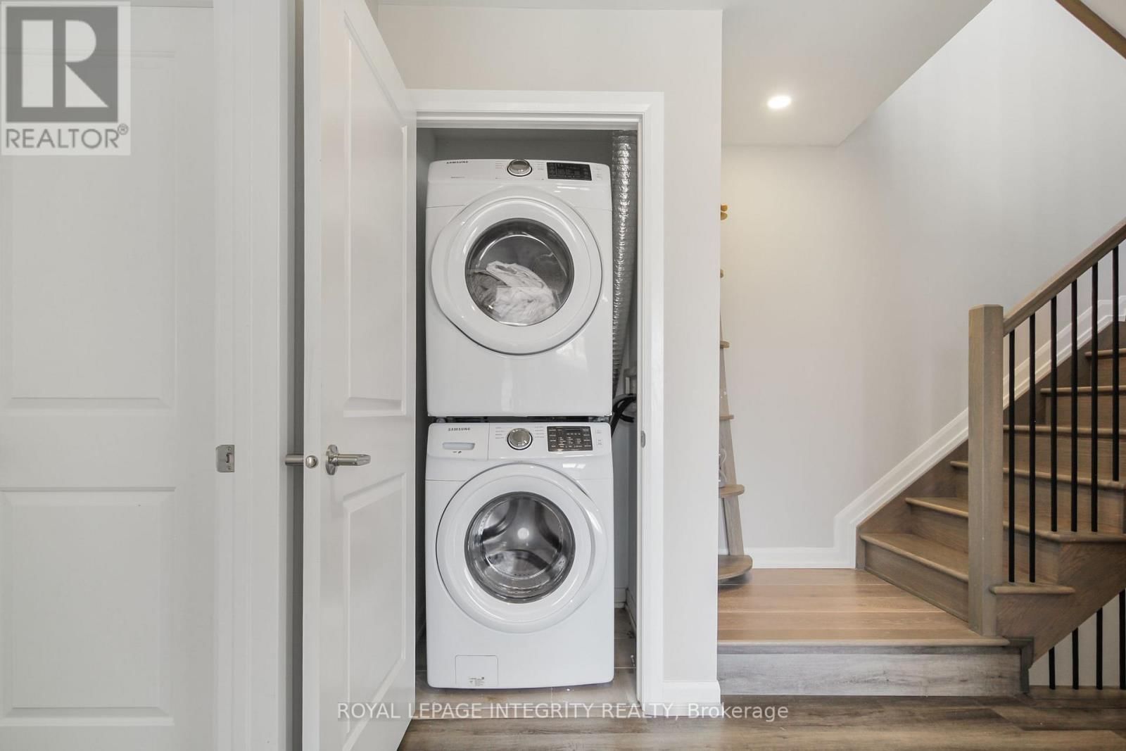 2722 DRAPER AVENUE Image 22