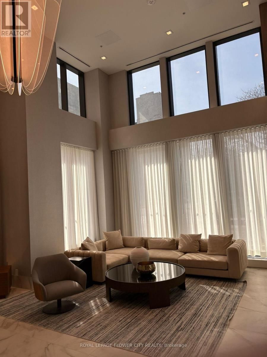 2714 - 75 JAMES STREET Image 5