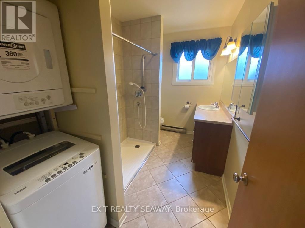 1311 WALTON STREET Image 15