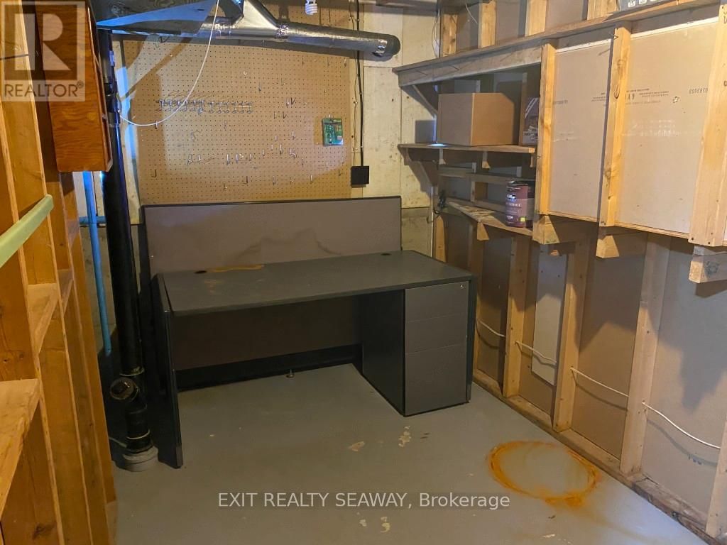 1311 WALTON STREET Image 20