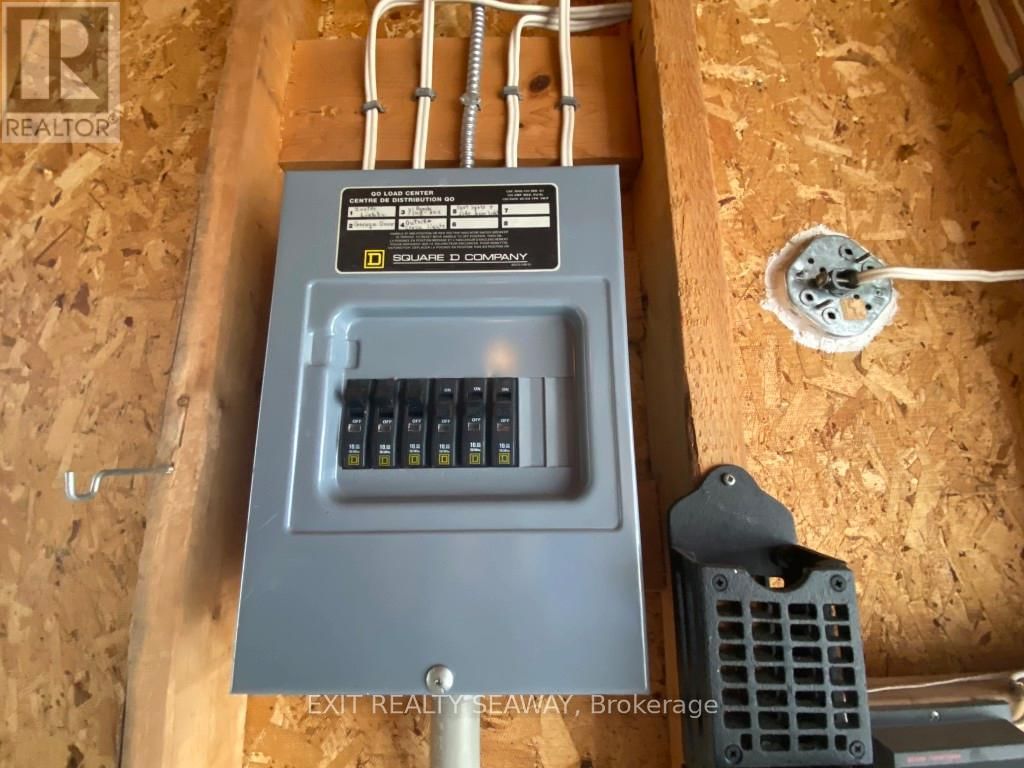 1311 WALTON STREET Image 29