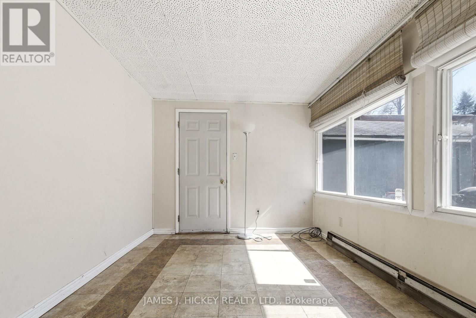 38 BEACH AVENUE Image 16