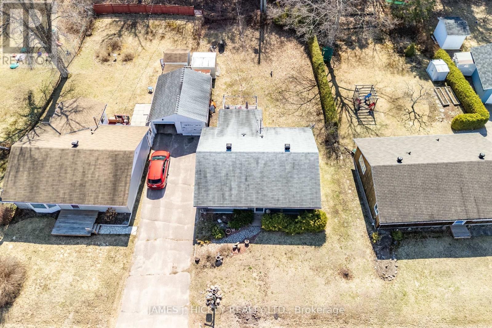 38 BEACH AVENUE Image 26