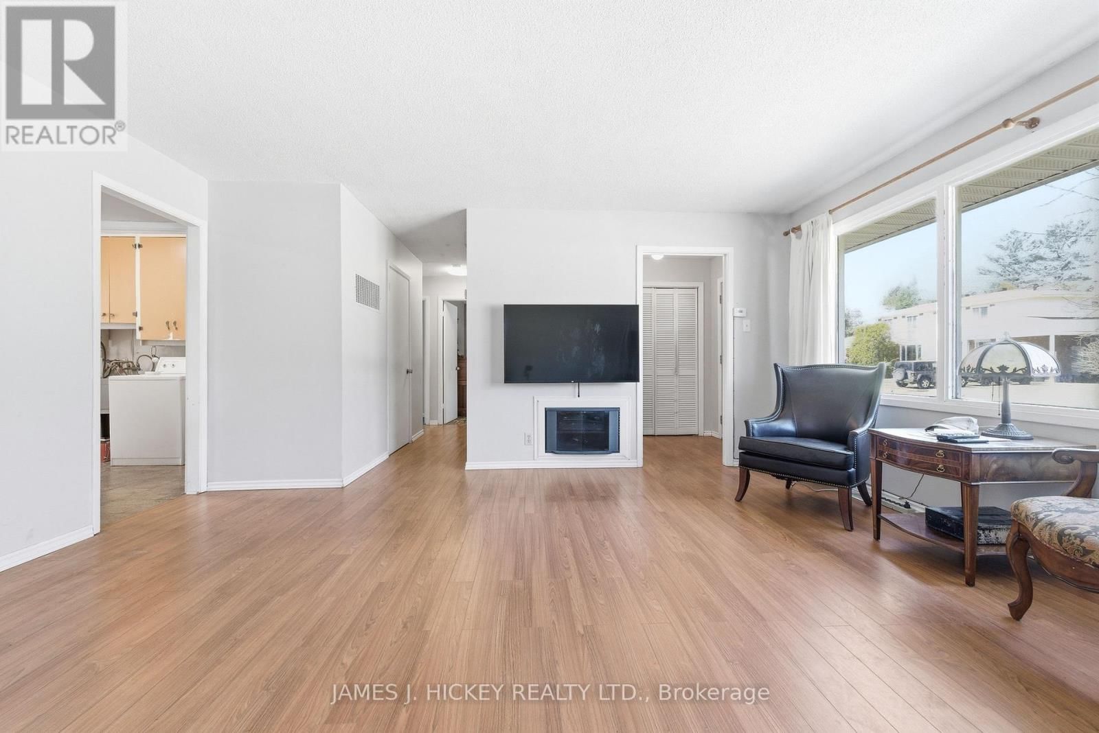 38 BEACH AVENUE Image 3