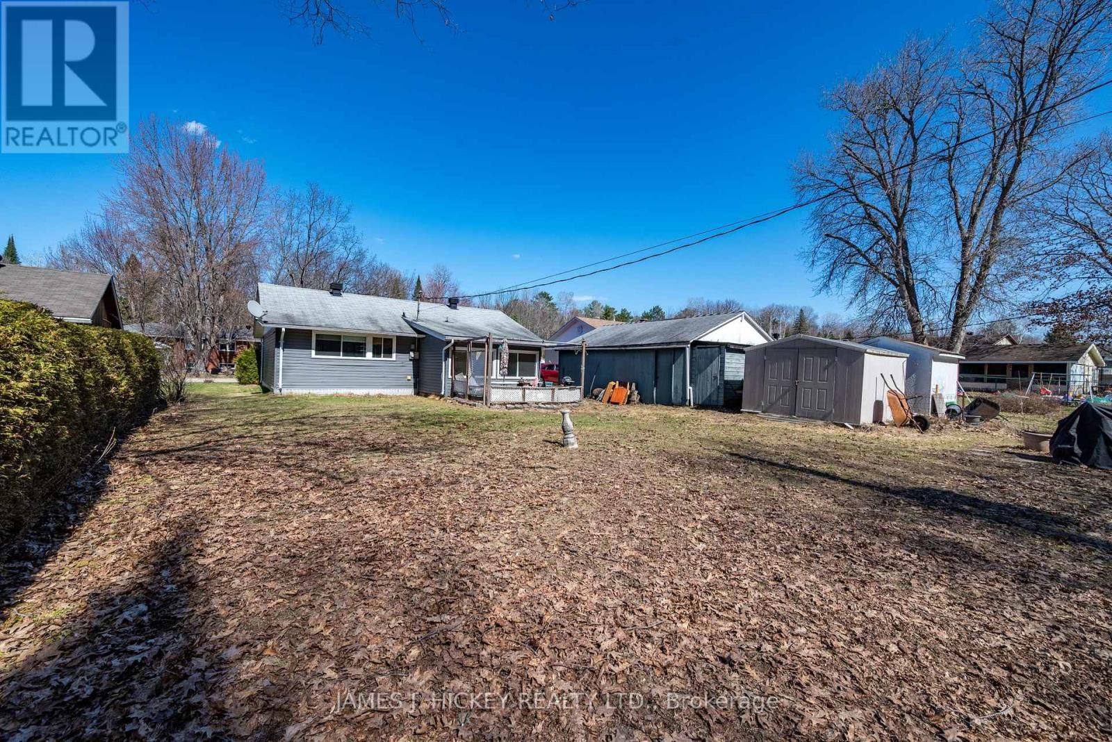 38 BEACH AVENUE Image 40