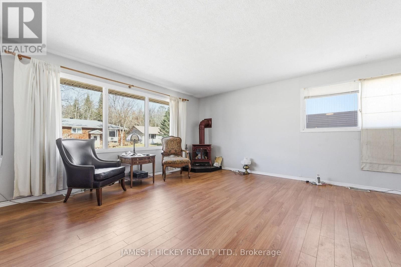 38 BEACH AVENUE Image 7