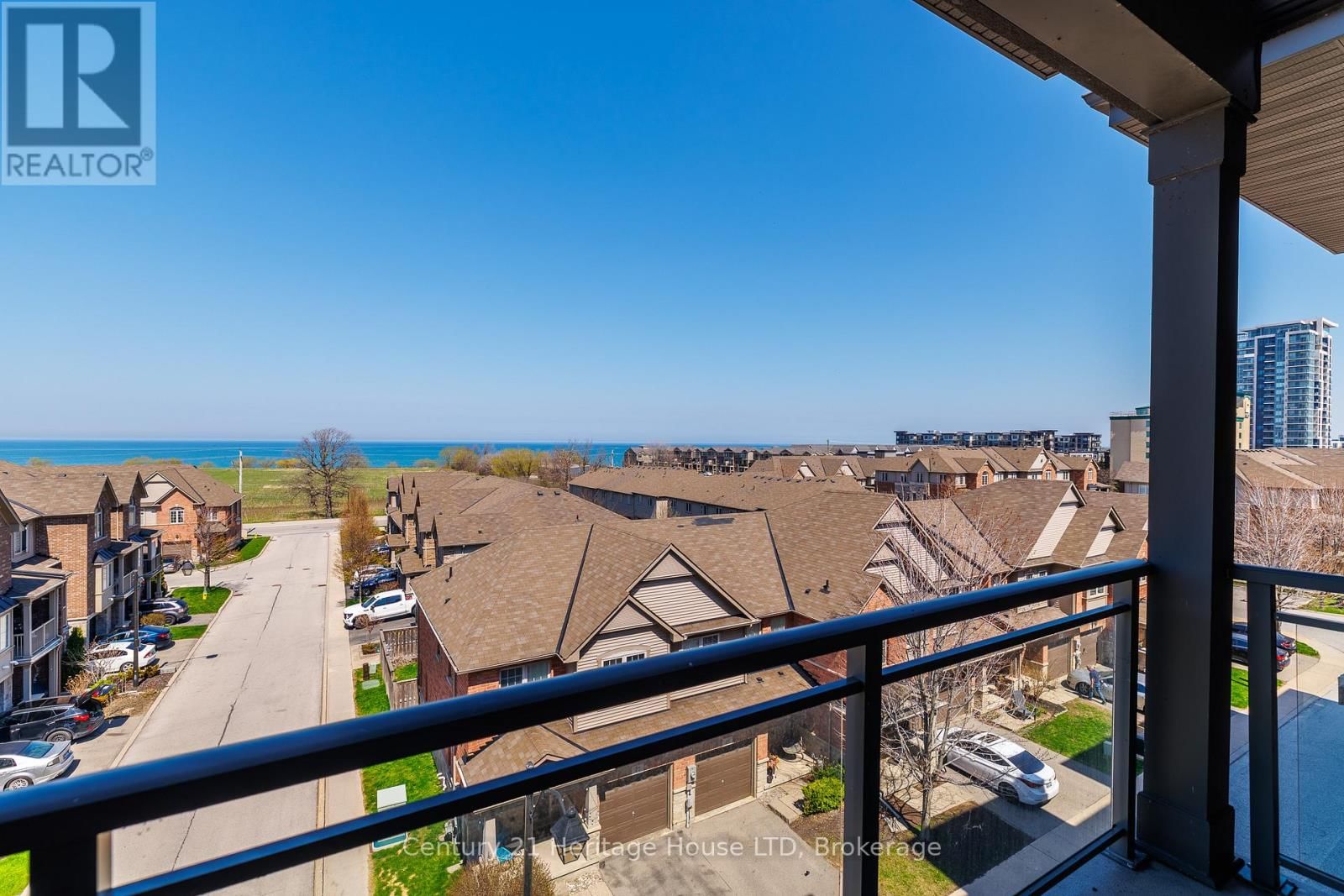 402 - 520 NORTH SERVICE ROAD Image 18