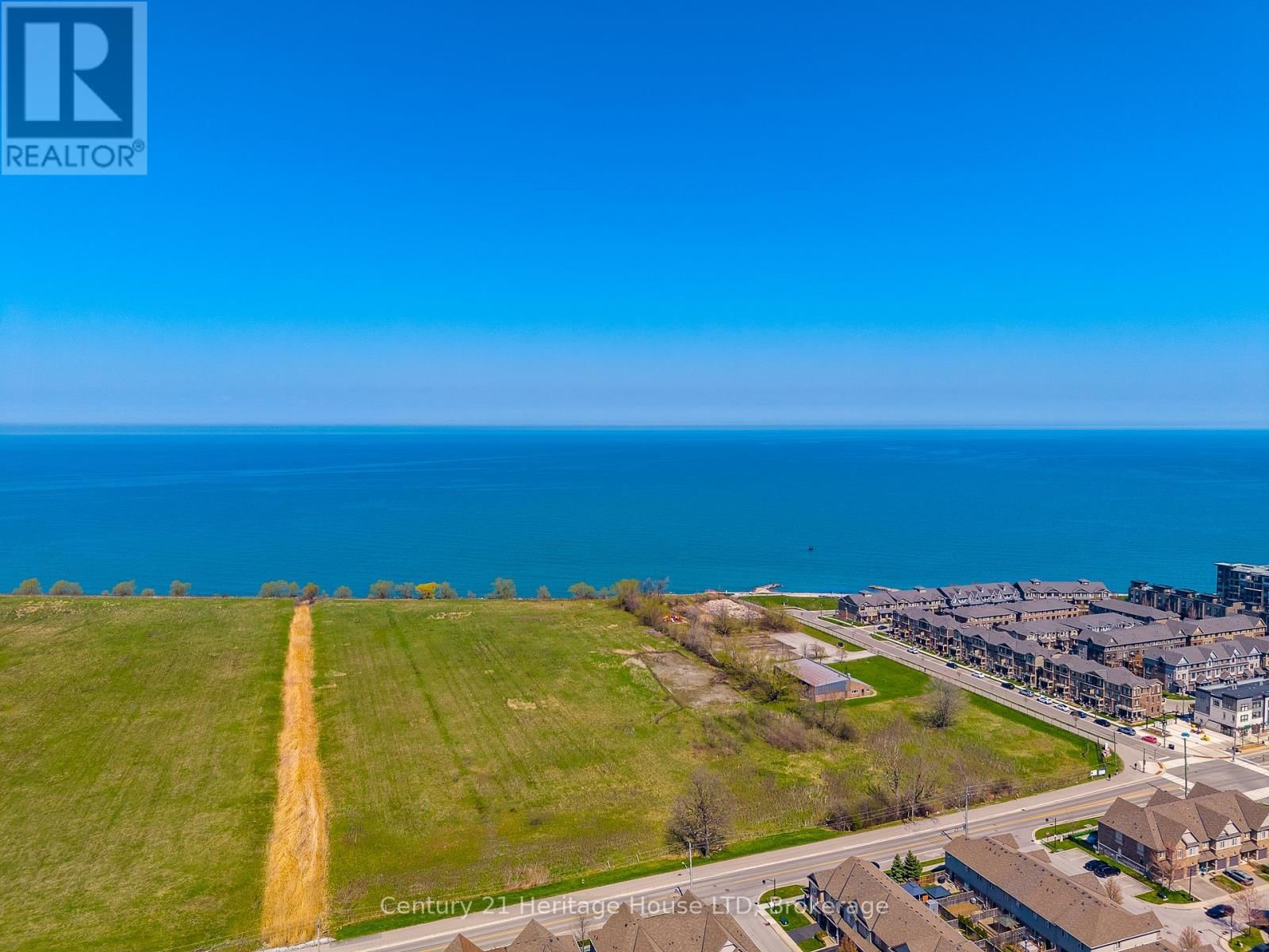 402 - 520 NORTH SERVICE ROAD Image 26