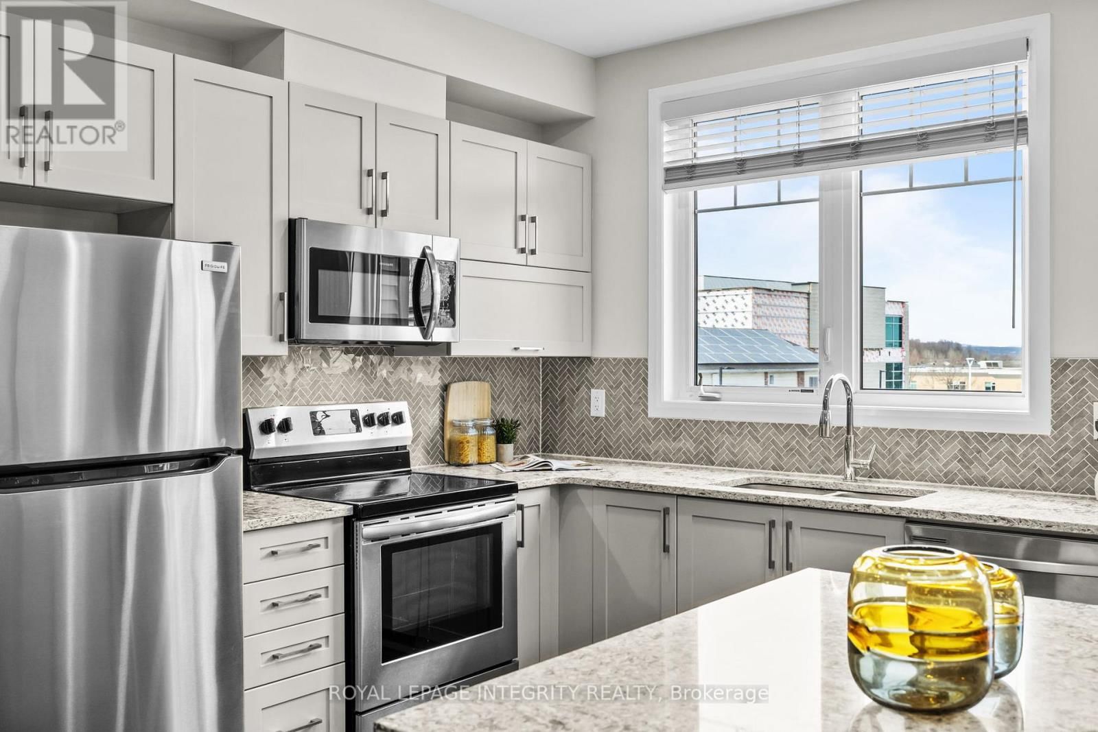 125 ATTWELL PRIVATE Image 15