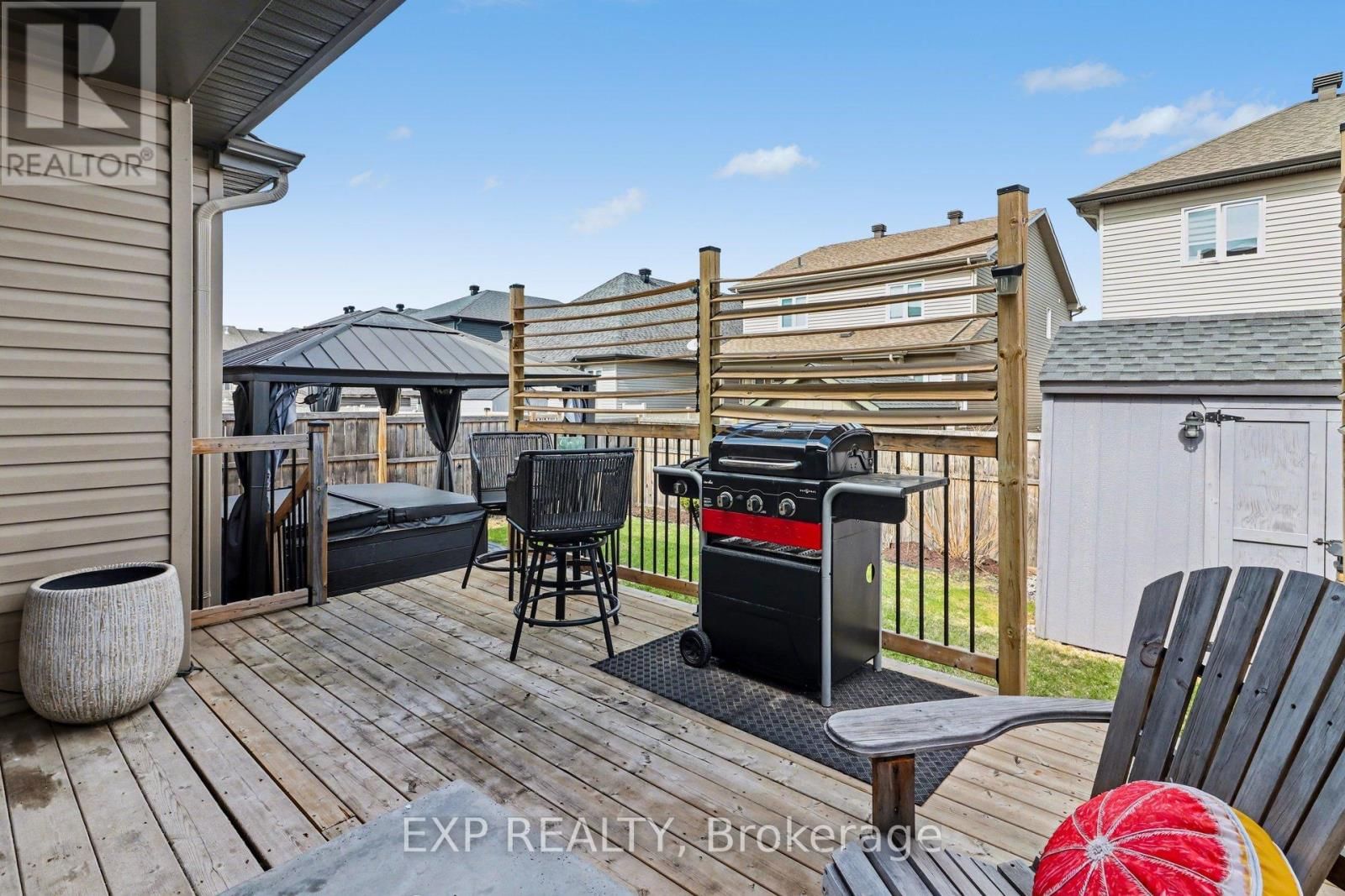 860 OAT STRAW WAY Image 28