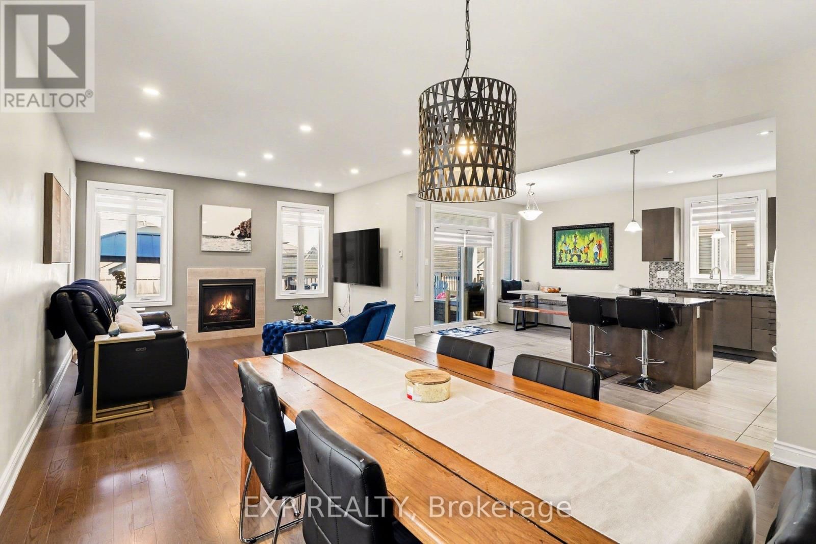 860 OAT STRAW WAY Image 5