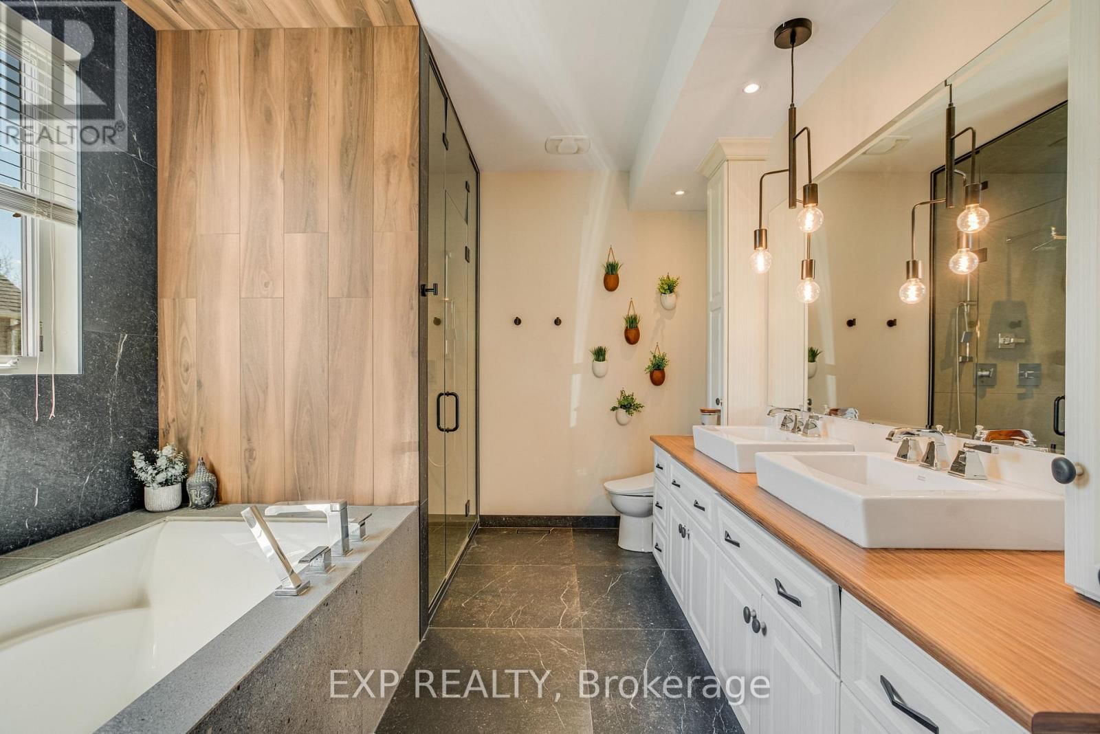 47 BEAVER LANE Image 20