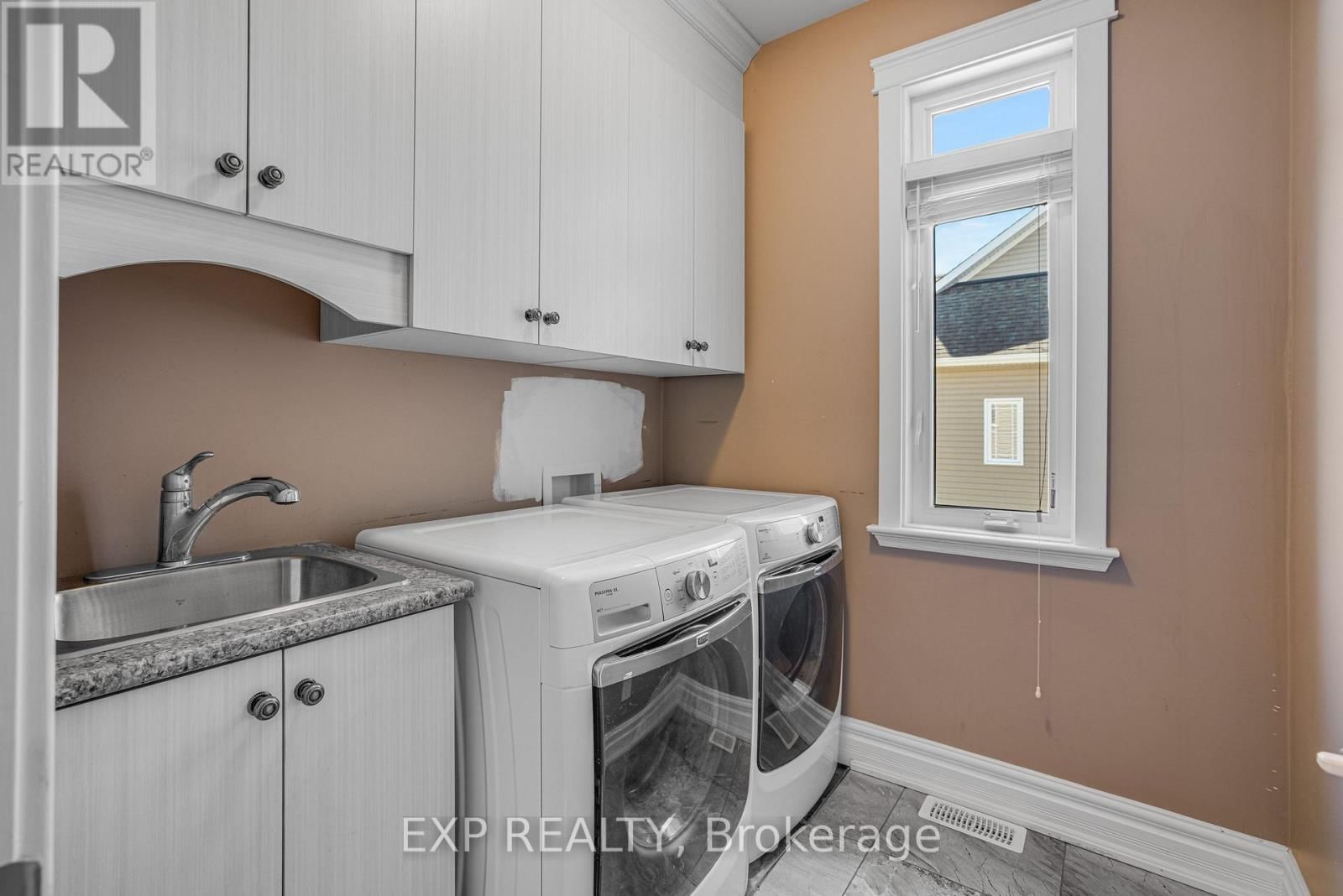 47 BEAVER LANE Image 25