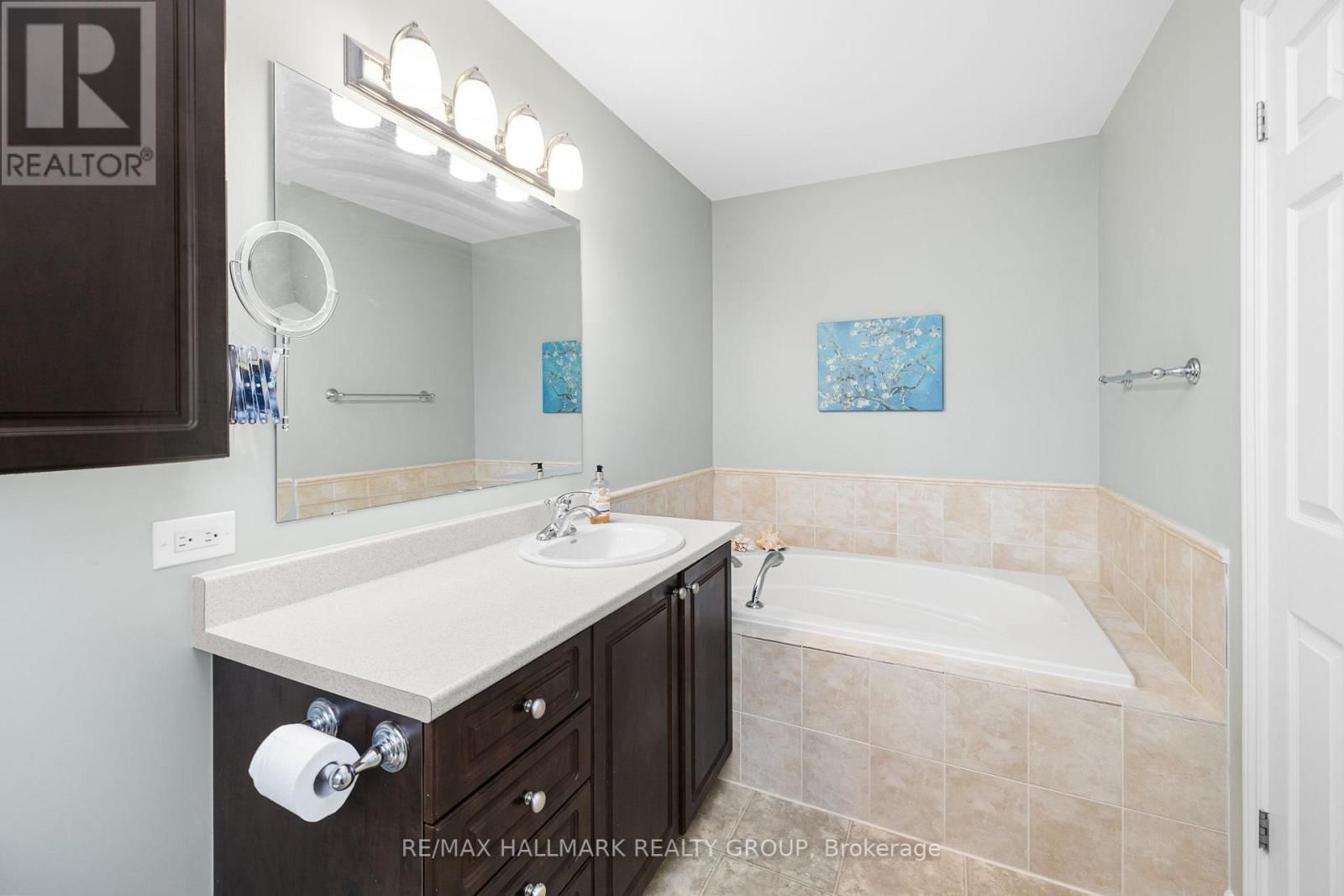 548 LANGELIER AVENUE Image 23