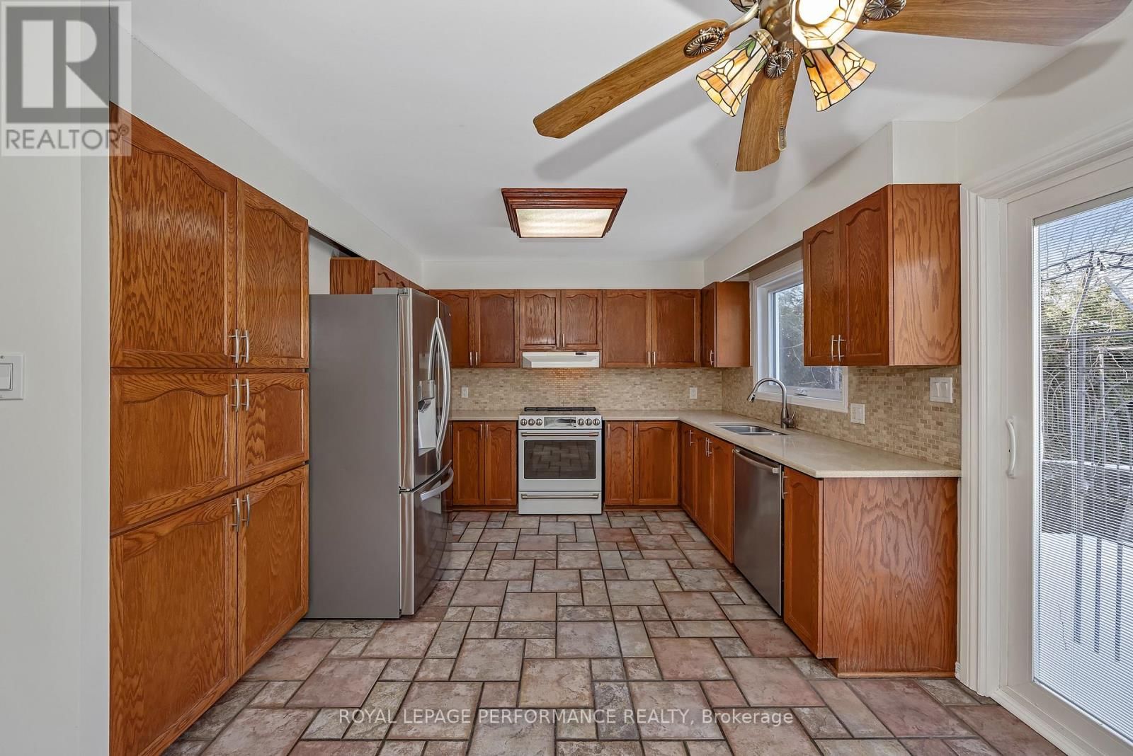 2023 ROLLING BROOK DRIVE Image 12