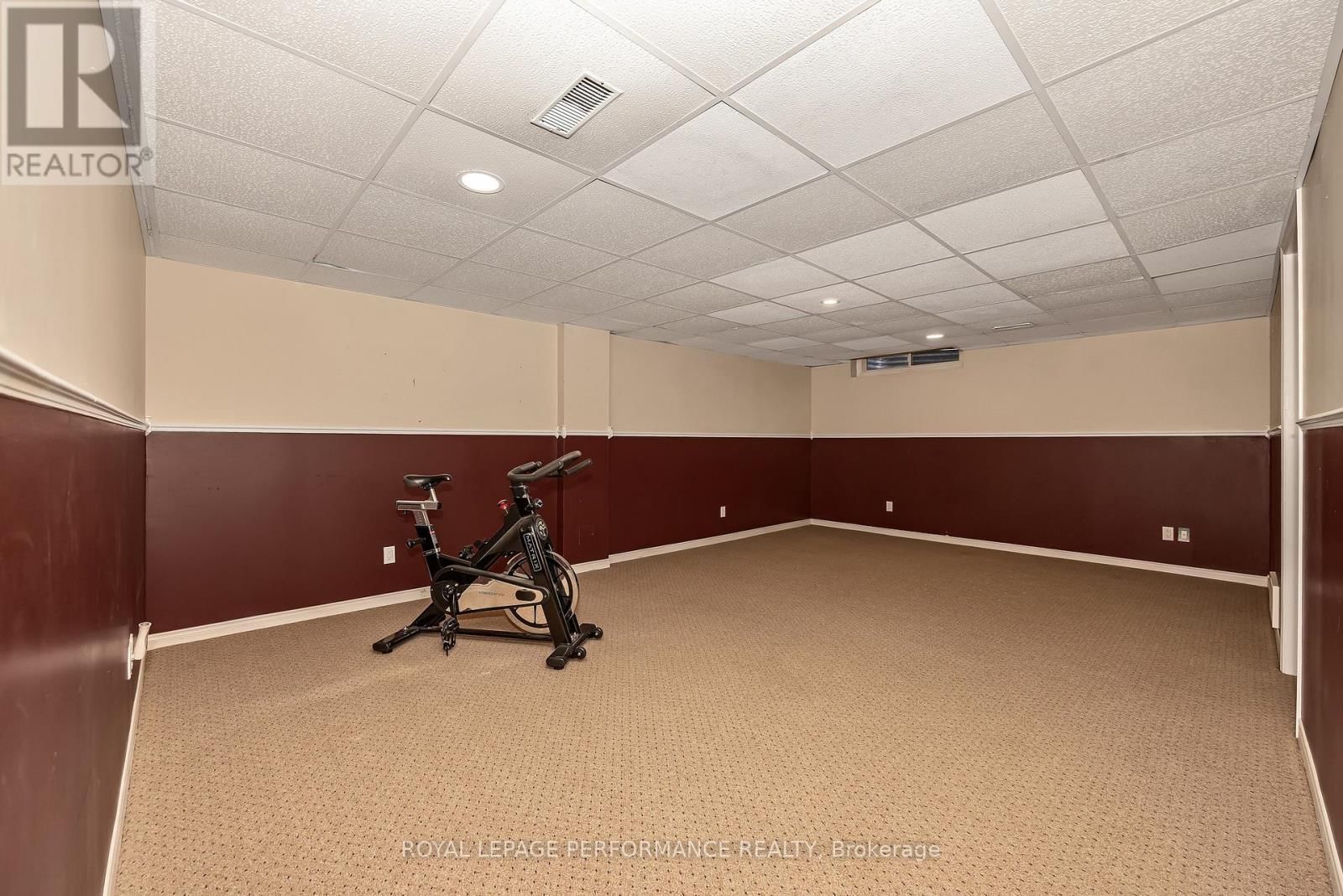 2023 ROLLING BROOK DRIVE Image 31