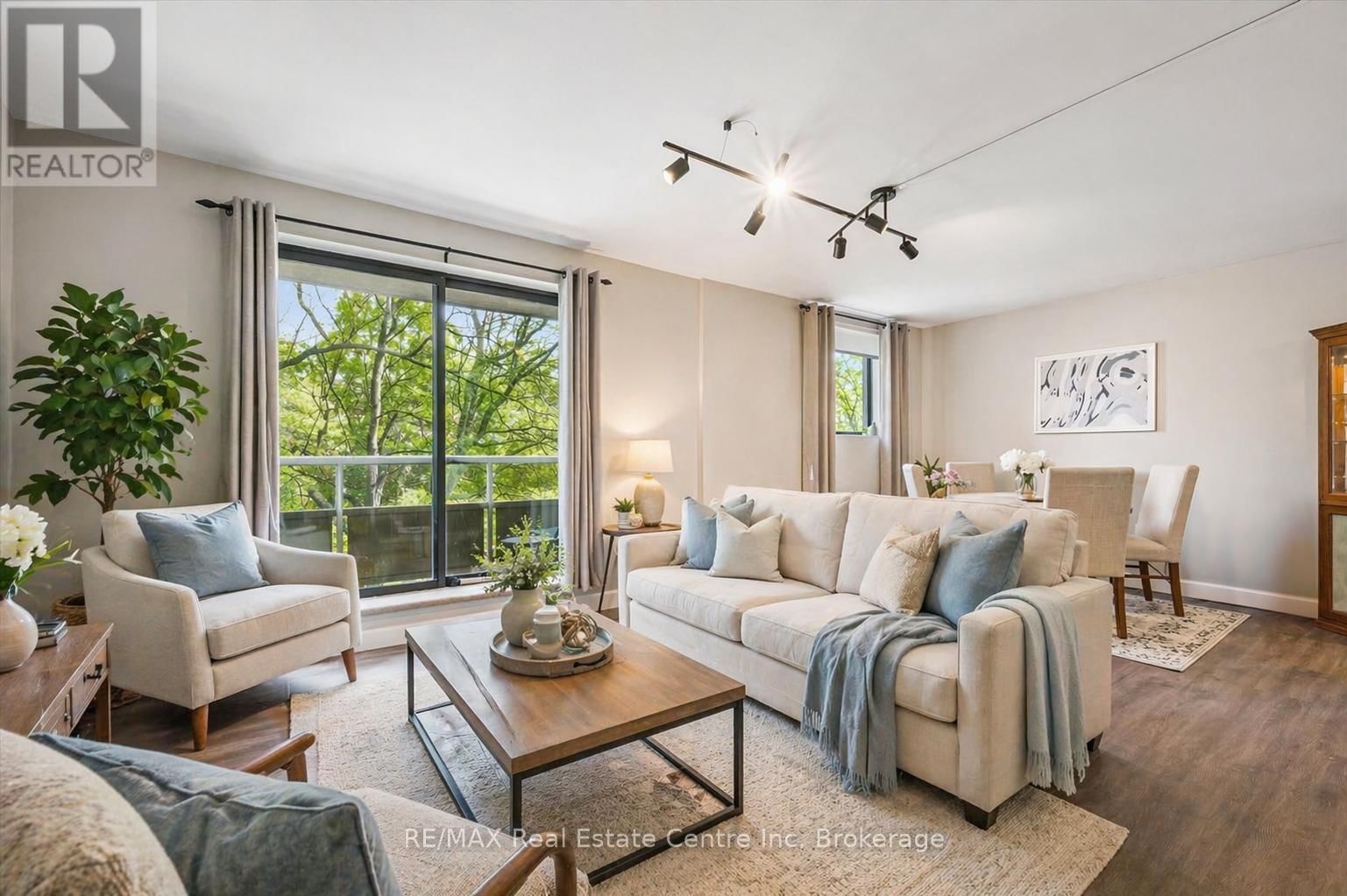 302 - 89 WESTWOOD ROAD Image 4