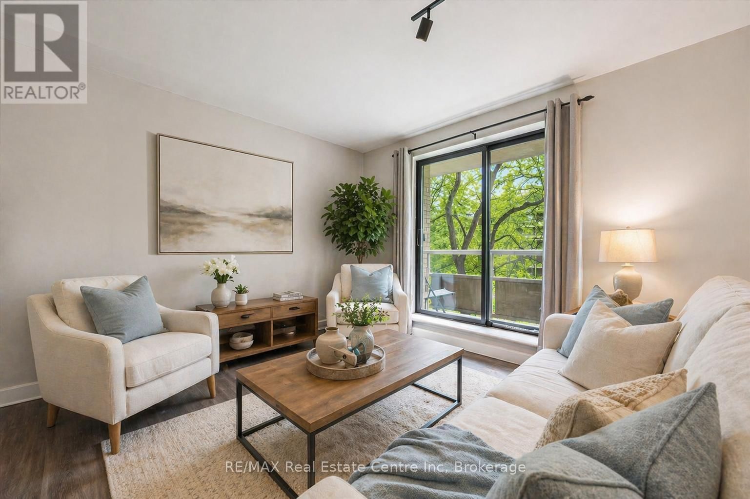 302 - 89 WESTWOOD ROAD Image 5