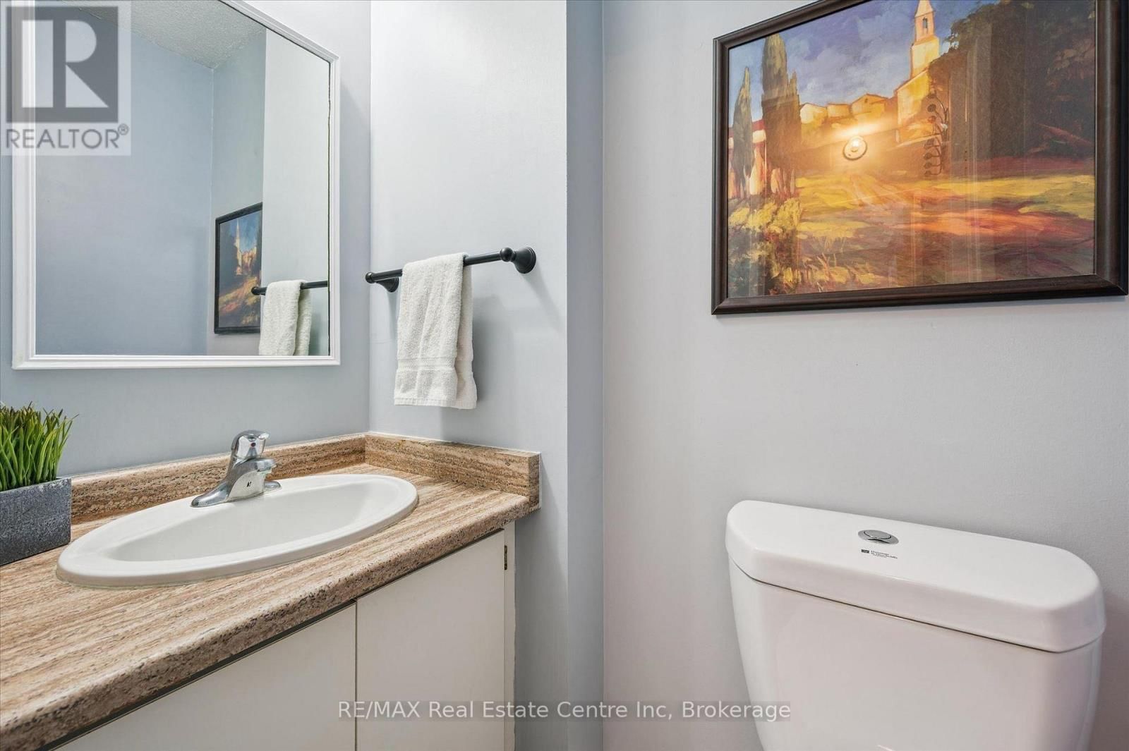 302 - 89 WESTWOOD ROAD Image 9