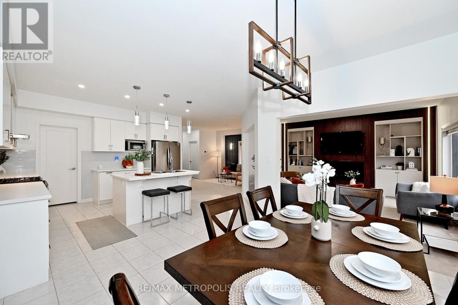 14 JENNER DRIVE Image 12