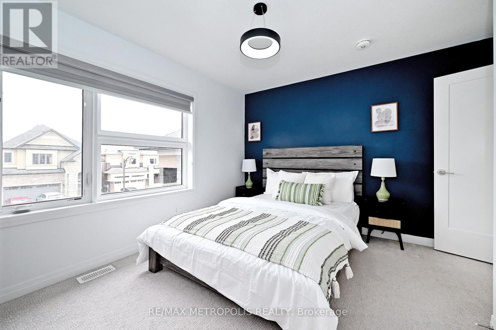 14 JENNER DRIVE Image 37