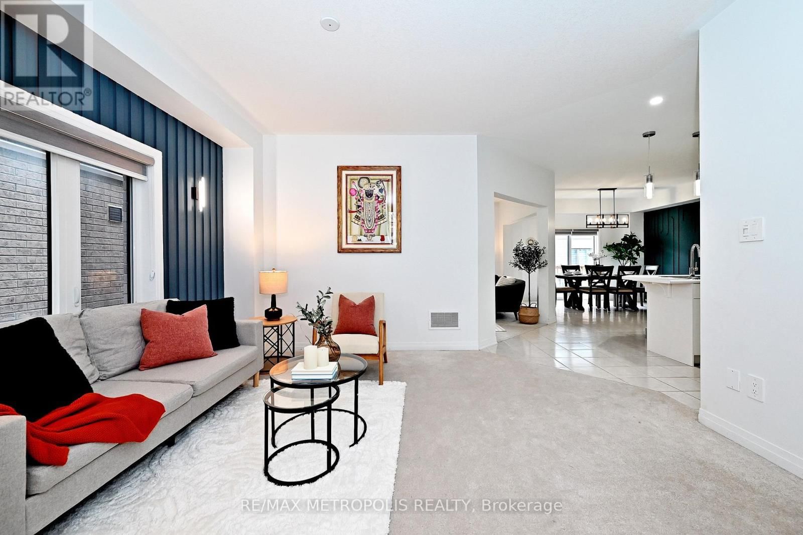 14 JENNER DRIVE Image 38