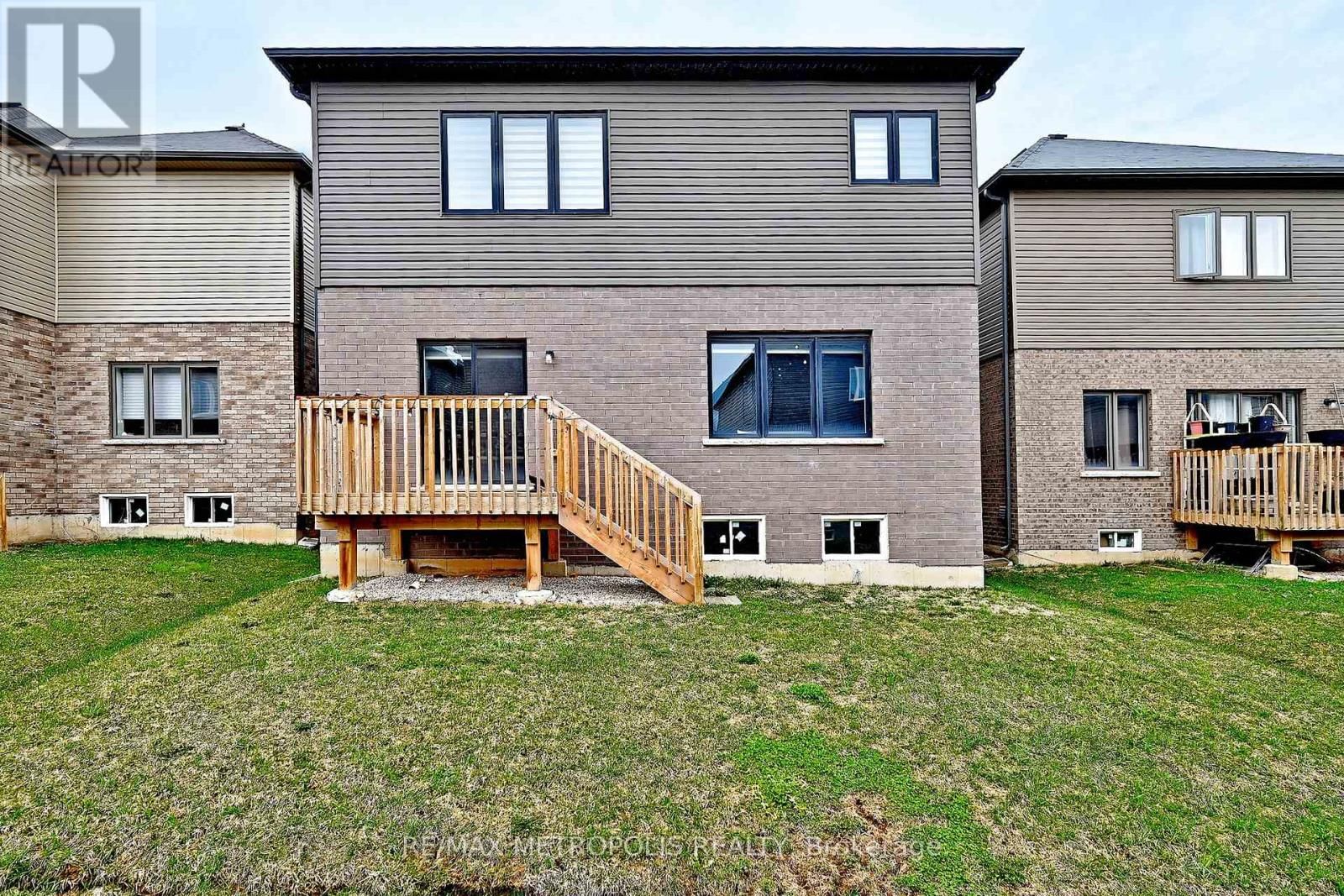 14 JENNER DRIVE Image 42