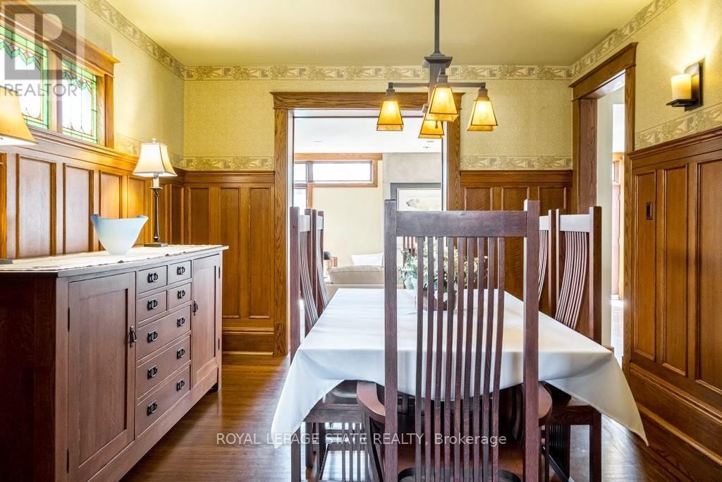 91 PAISLEY AVENUE NORTH Image 10