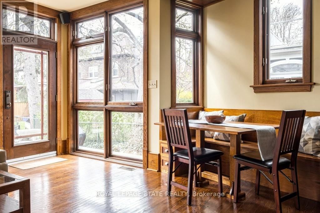 91 PAISLEY AVENUE NORTH Image 17