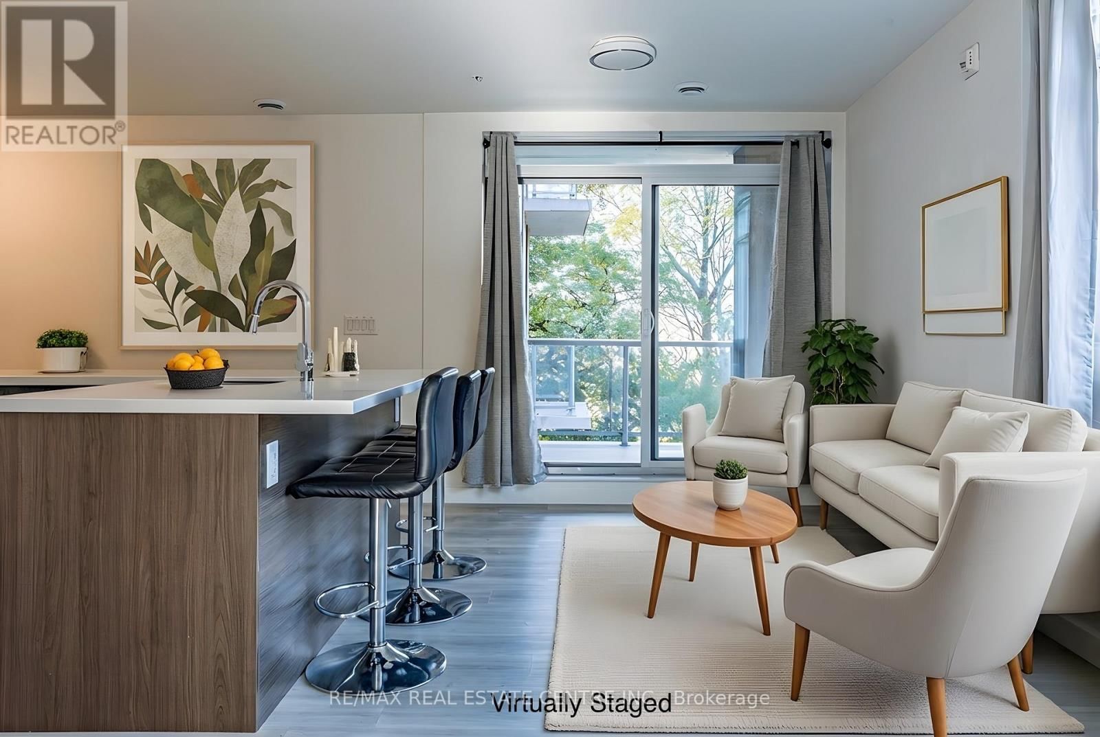 208 - 455 CHARLTON AVENUE EAST Image 10