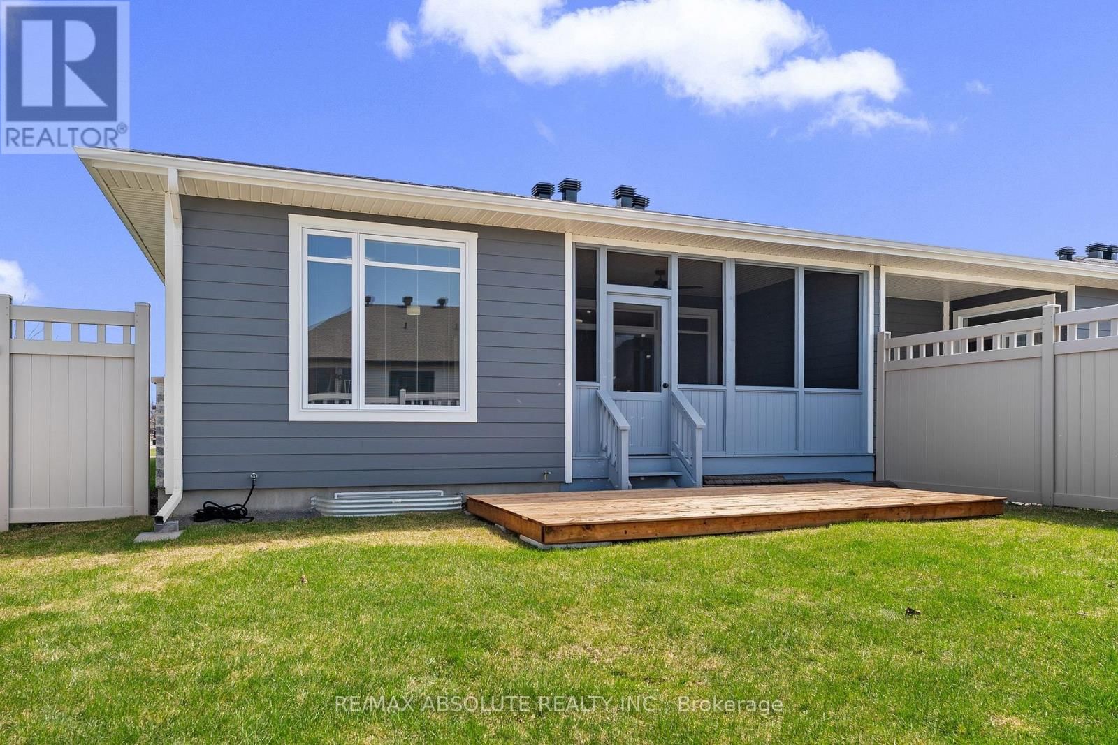 22 ERNIE GODIN WAY Image 46