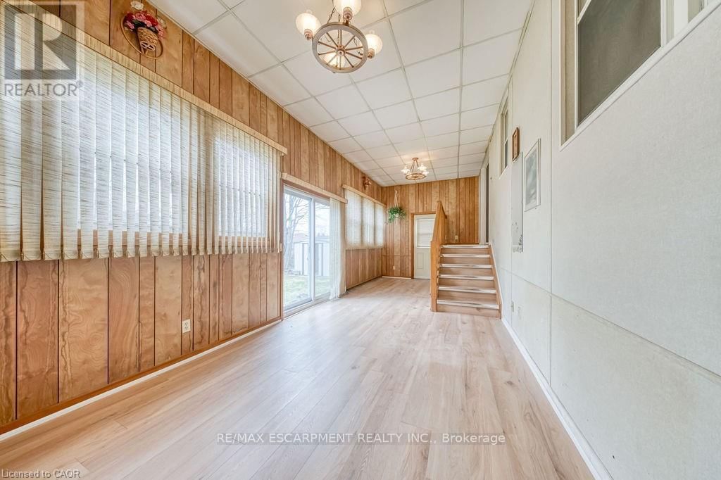 22 DAVID AVENUE Image 17