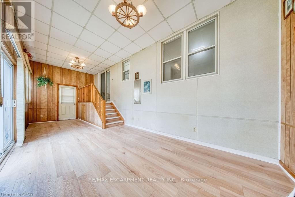 22 DAVID AVENUE Image 18