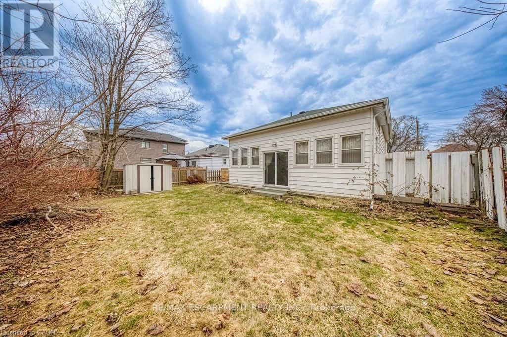 22 DAVID AVENUE Image 36