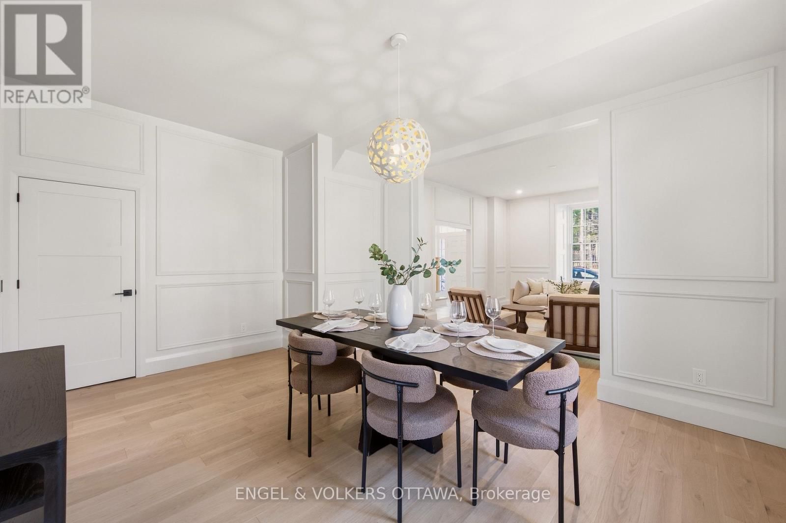 35 MACKAY STREET Image 12