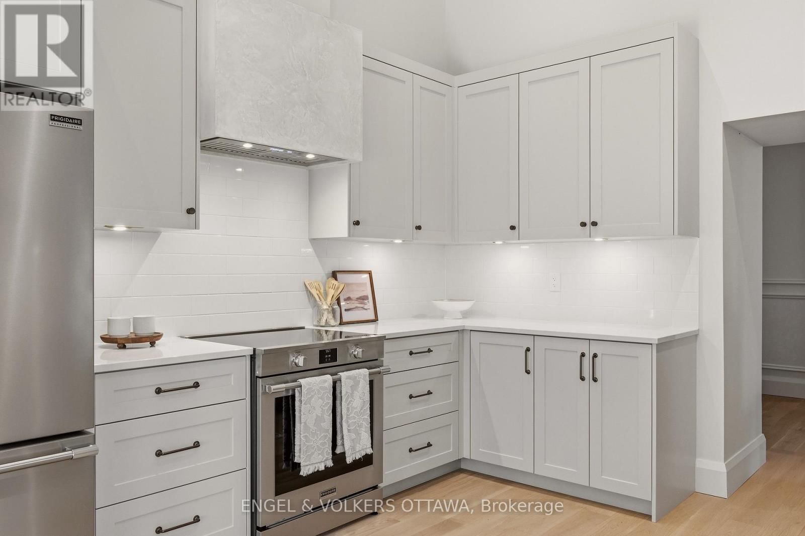 35 MACKAY STREET Image 20