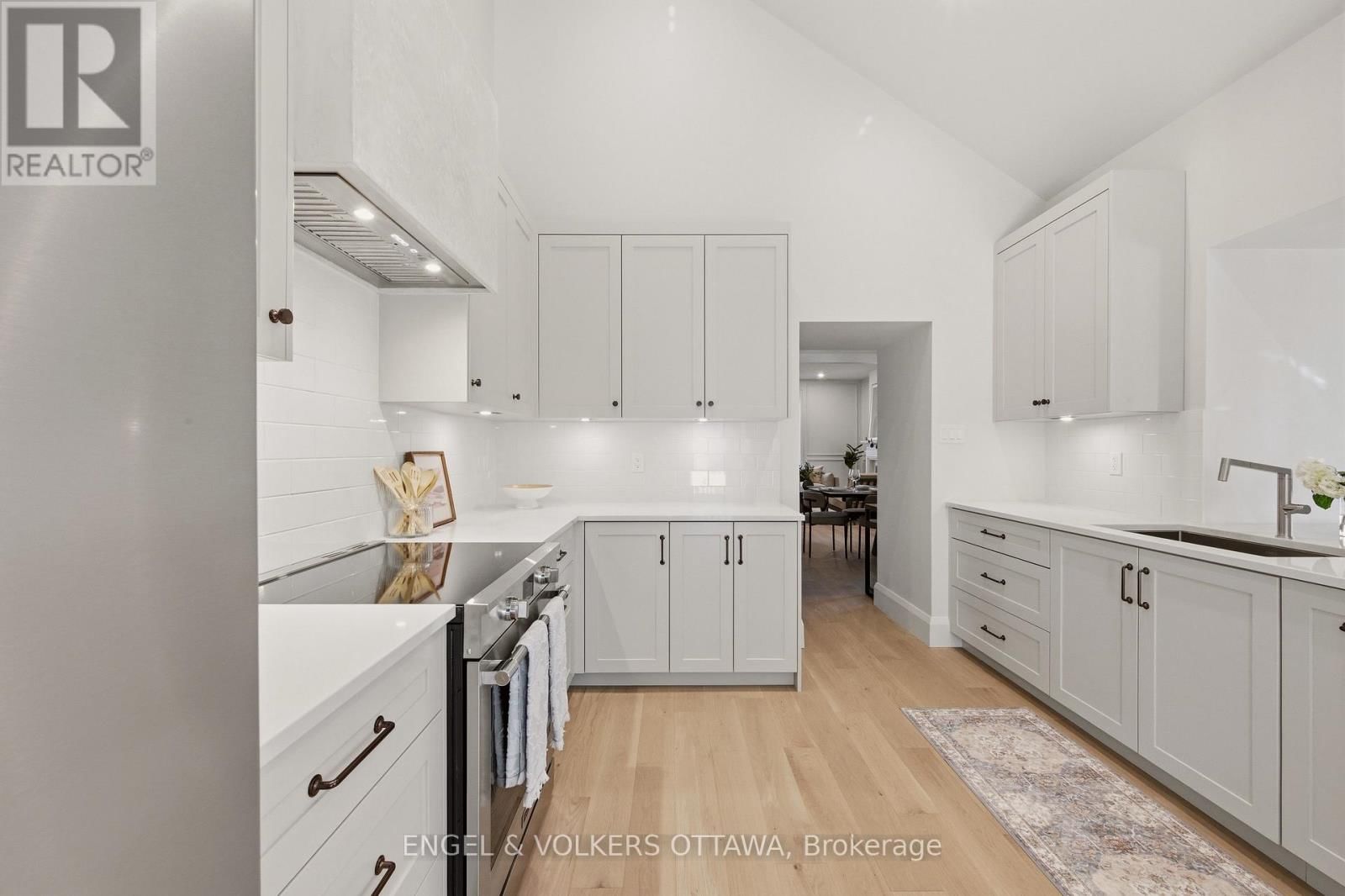 35 MACKAY STREET Image 22