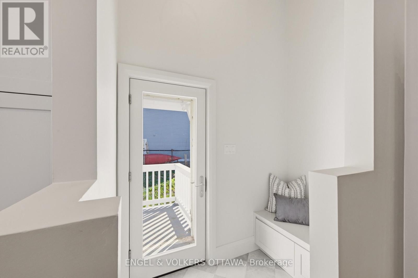 35 MACKAY STREET Image 28