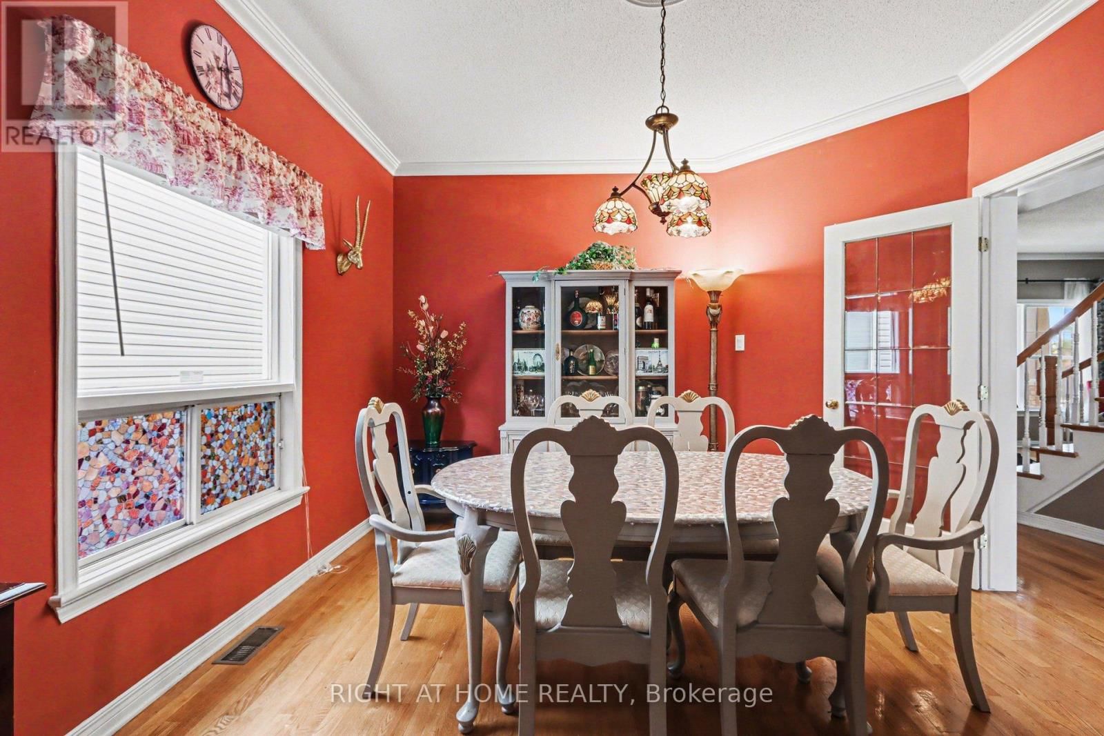 257 STONEWAY DRIVE Image 15