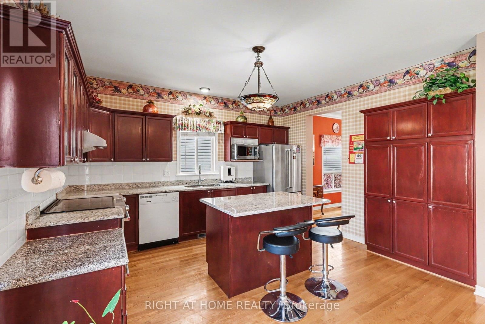 257 STONEWAY DRIVE Image 20