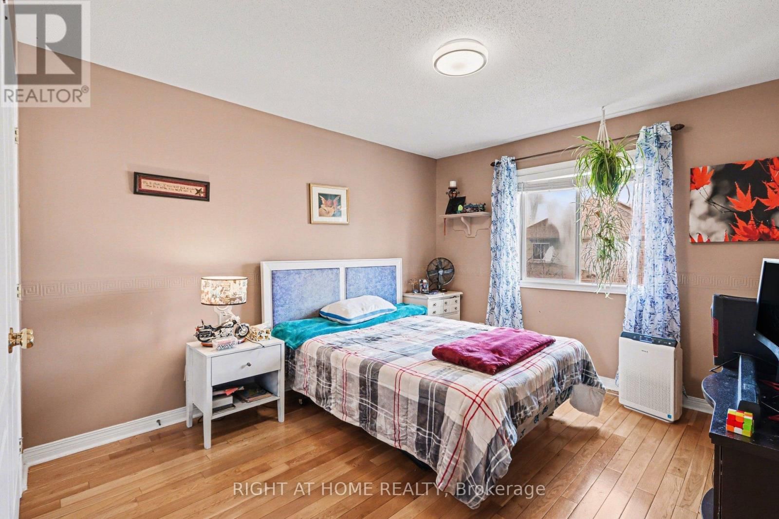 257 STONEWAY DRIVE Image 37