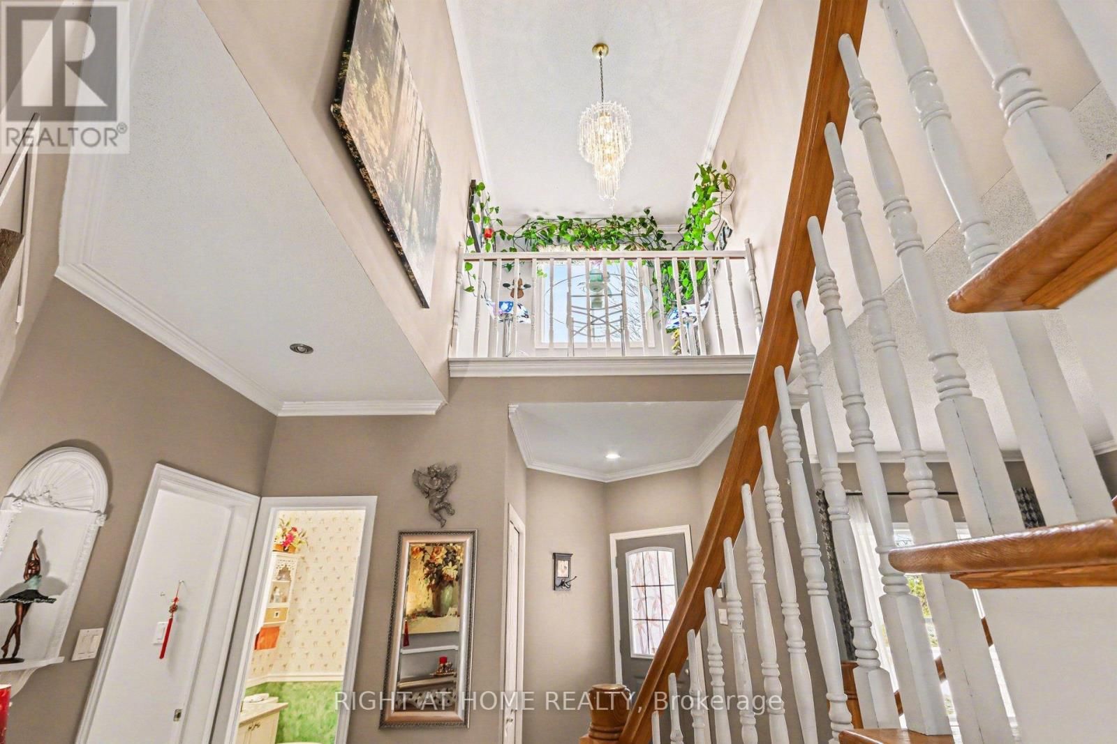 257 STONEWAY DRIVE Image 5