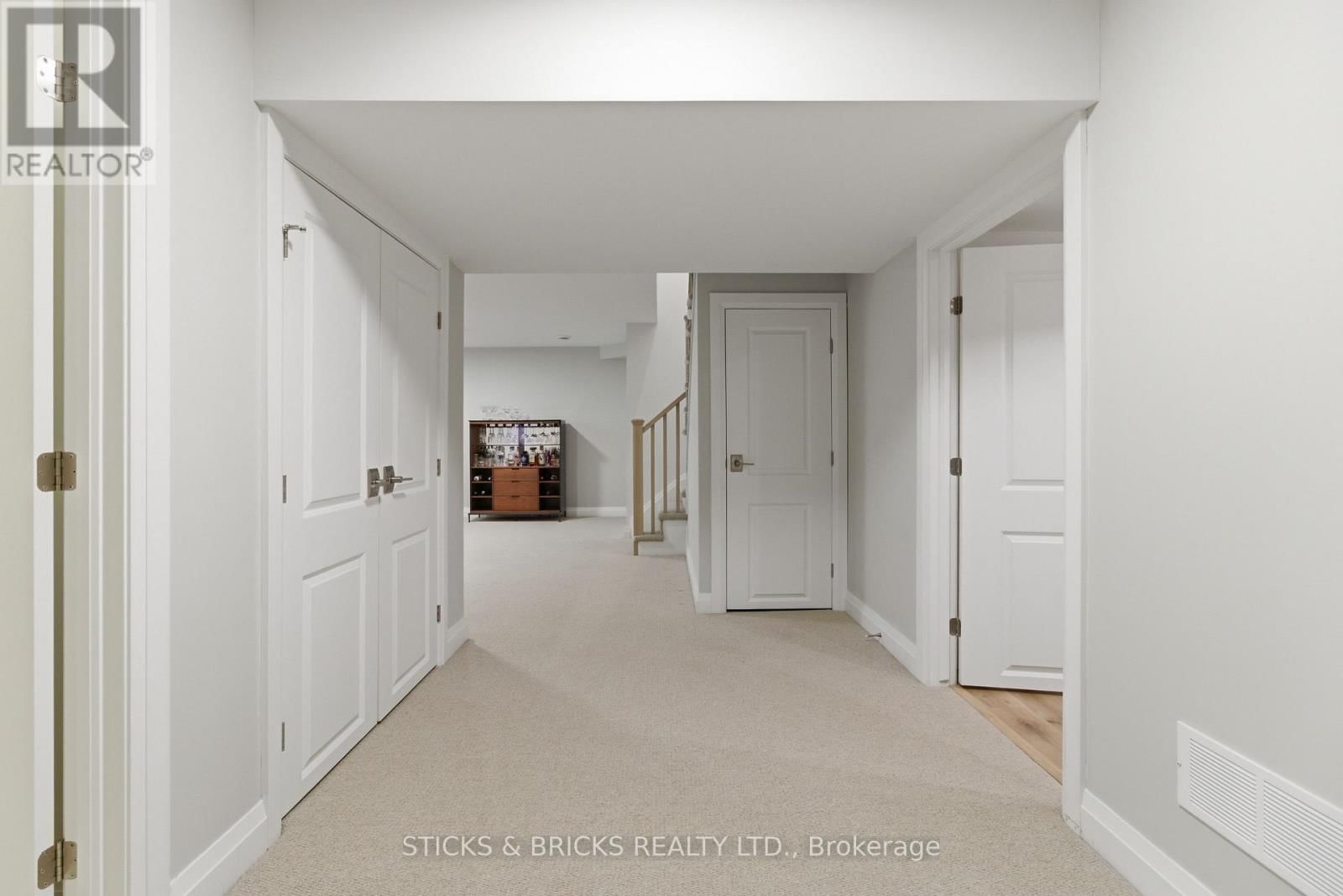 19 - 9150 WILLOUGHBY DRIVE Image 32