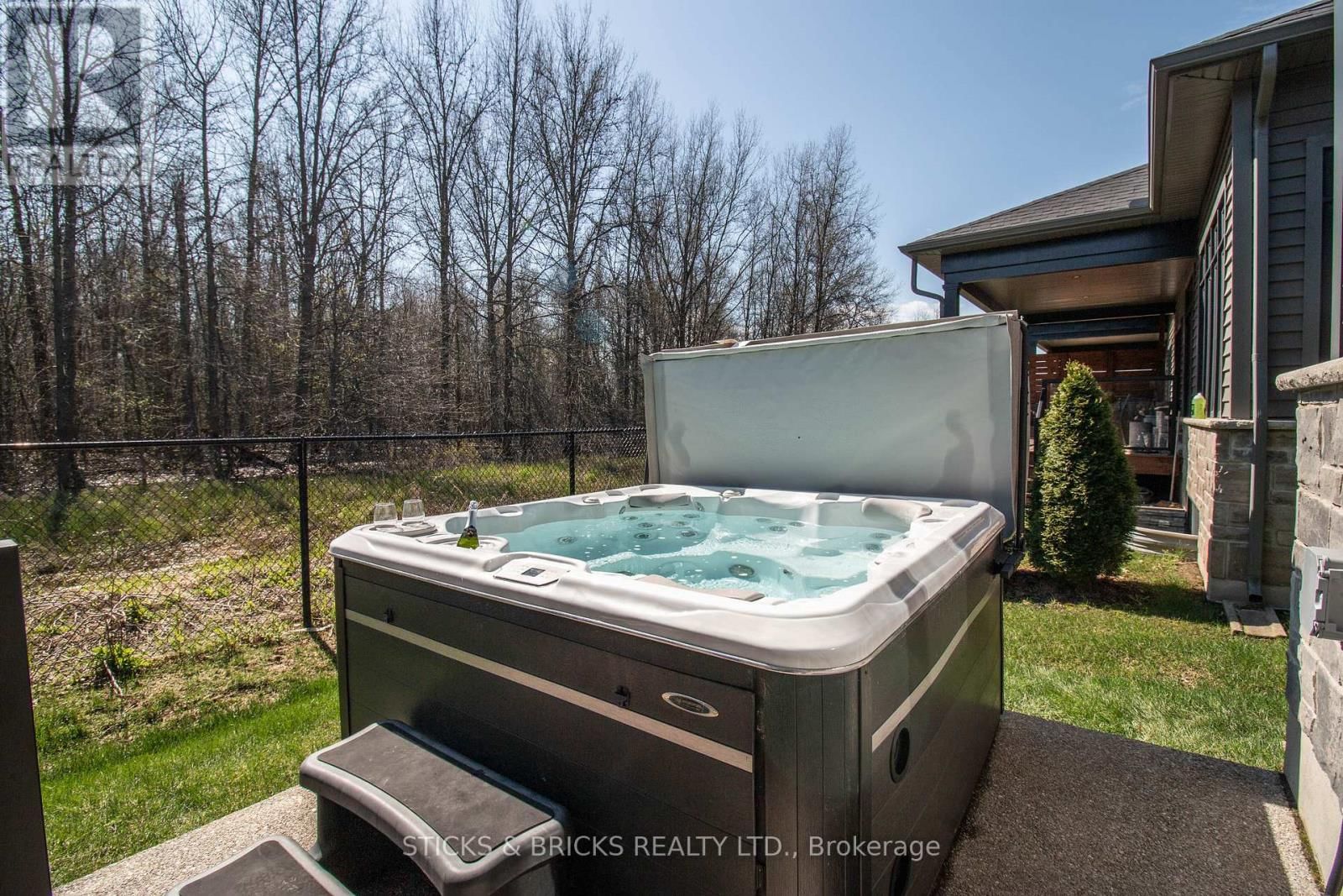 19 - 9150 WILLOUGHBY DRIVE Image 39