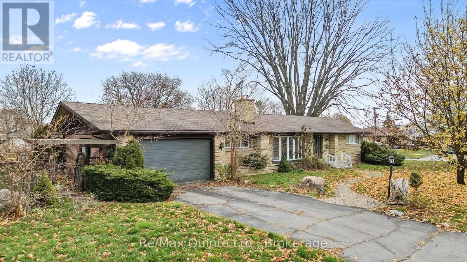 5 Stanley Park Drive, Belleville.