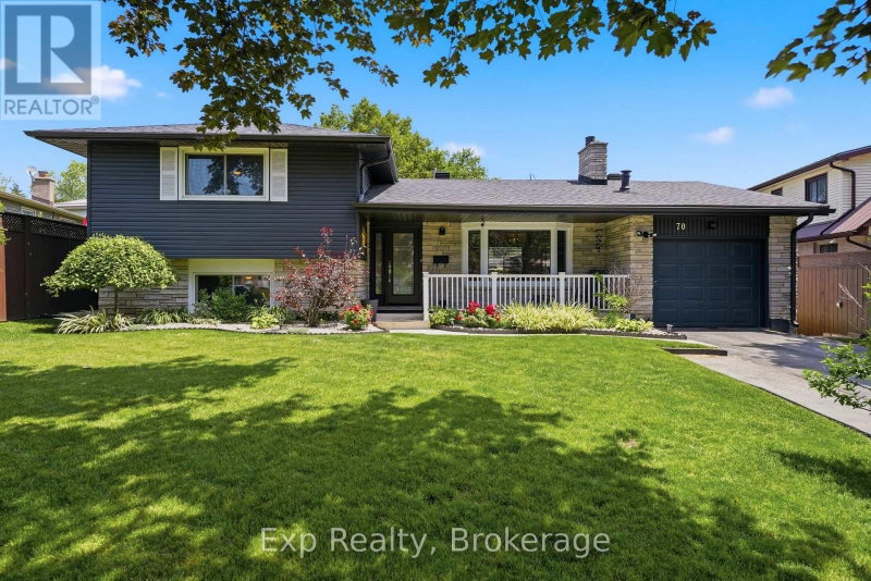 2 Beds 3 Baths  Single Family House For Sale In Quinte West [K8V 5P6]