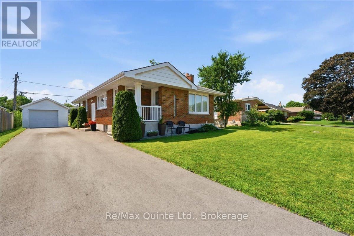 4 Gould Street, Quinte West.